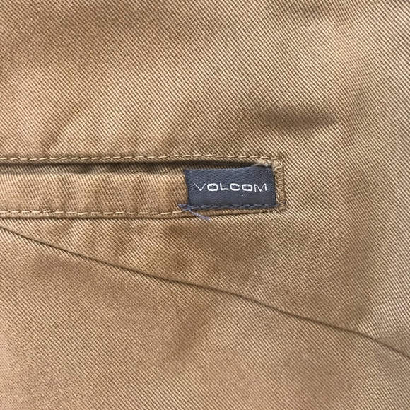Volcom Chino Shorts - Picture 5 of 9
